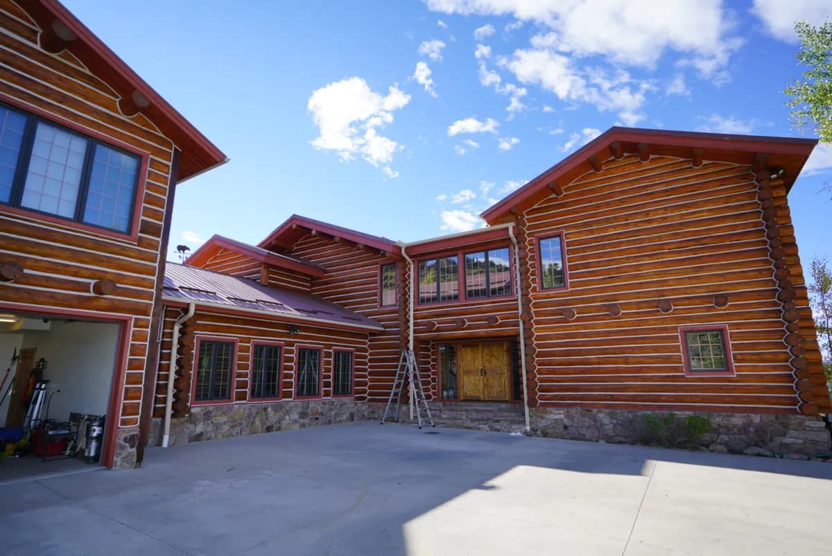 Log Home Restoration Westcliffe - Before restoration