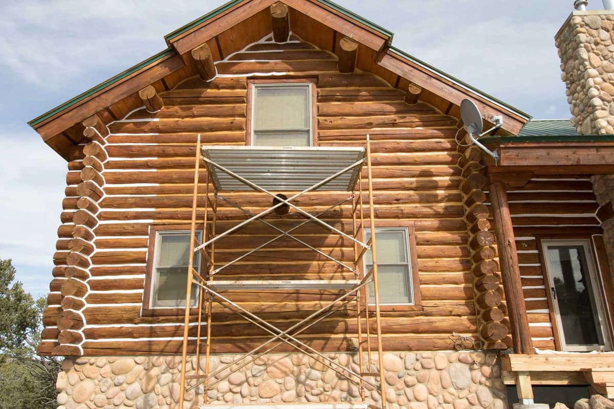 Log Home Finishing Westcliffe - After restoration
